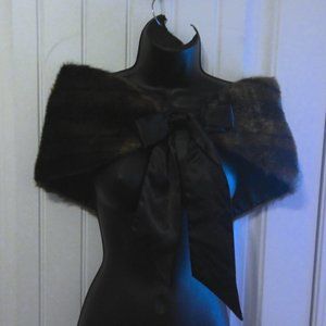 Kenneth Cole Reaction Faux Fur Stole Wrap Shawl Cape NWT